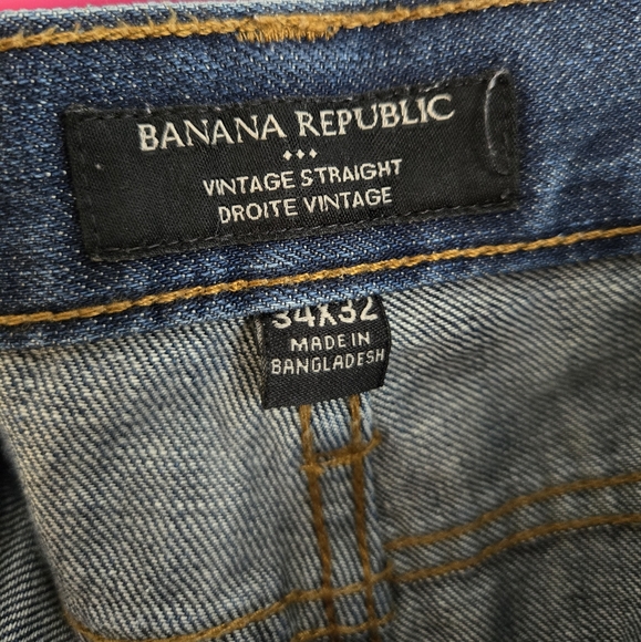 (34x32) Banana Republic Vintage Straight Jeans - Picture 3 of 7